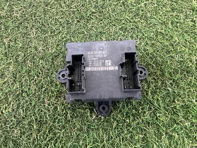 Блок комфорту задніх дверей LR083080 LAND ROVER