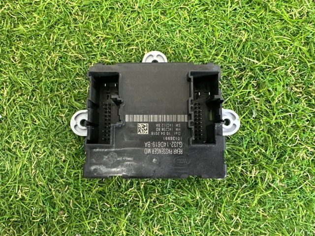 Блок комфорту задніх дверей LR092139 LAND ROVER