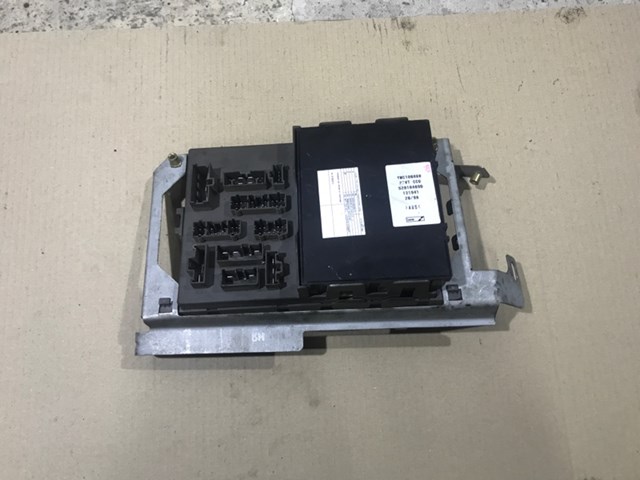 Блок управління комфорту YWC106080 LAND ROVER