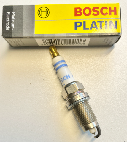 Свічки запалювання 0241235715 BOSCH