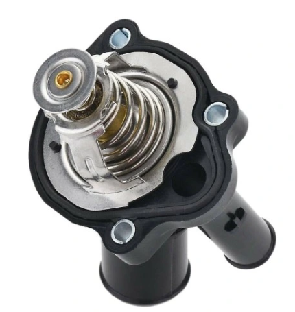 Корпус термостата в зборі L33615170 MAZDA