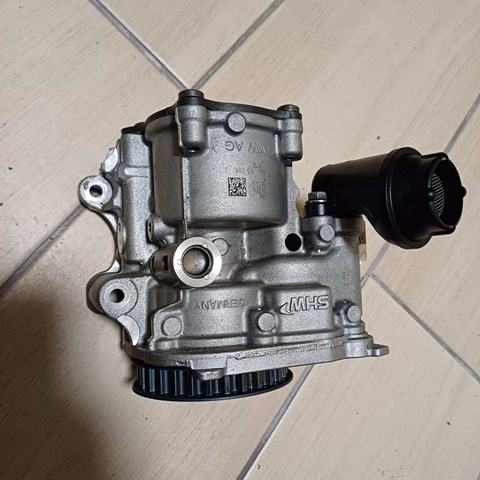 Насос масляний 04L145208J VAG
