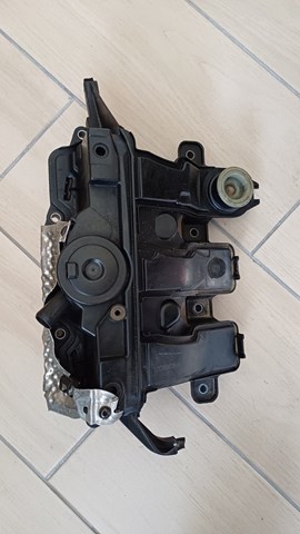 Колектор впускний 118301003R RENAULT