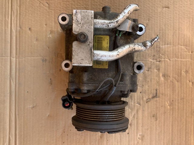 Насос кондиціонера 1S7H19D629CC FORD