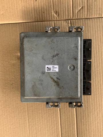 Блок двигуна 23710BB31A NISSAN