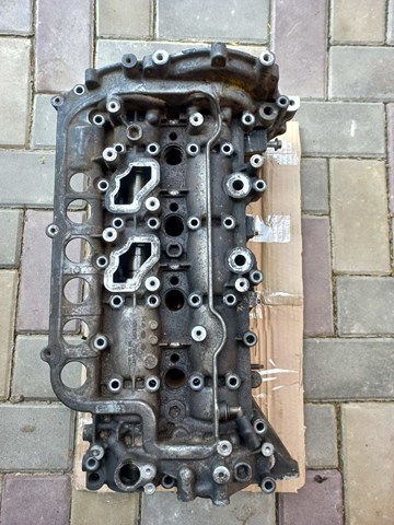 Головка циліндрів 7701477996 RENAULT