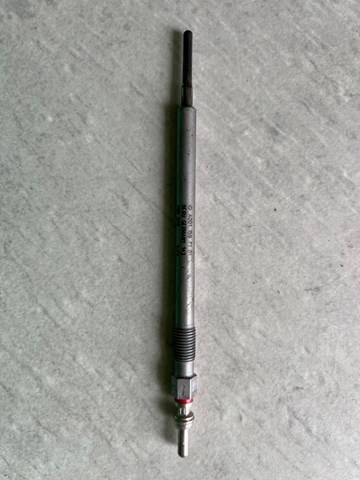 Свічка накалу A0011597101 MERCEDES
