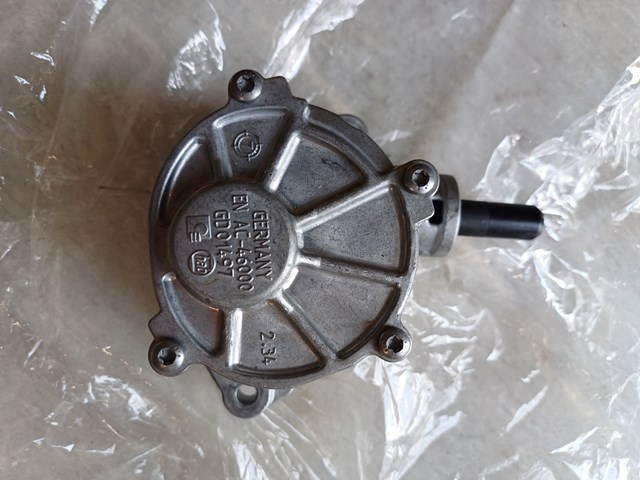 Насос вакуумний A6512300465 MERCEDES