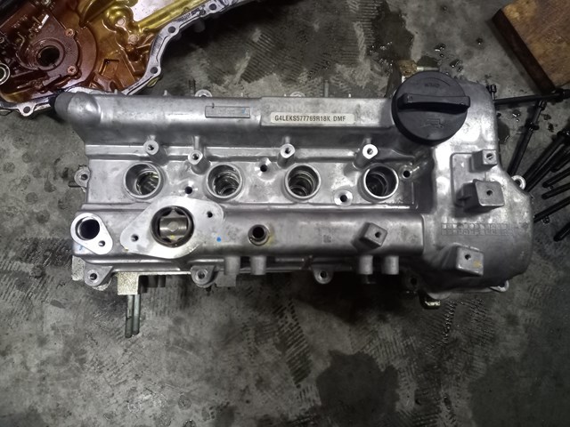 Головка блока циліндрів (ГБЦ) 2210003HA5 HYUNDAI