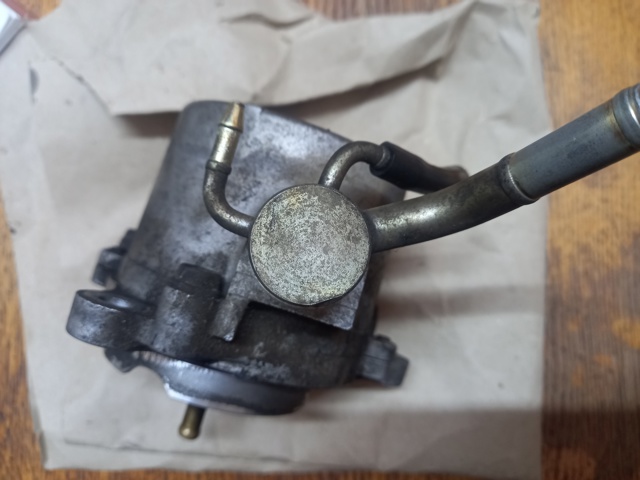 Насос вакуумний RF5C18G00 MAZDA