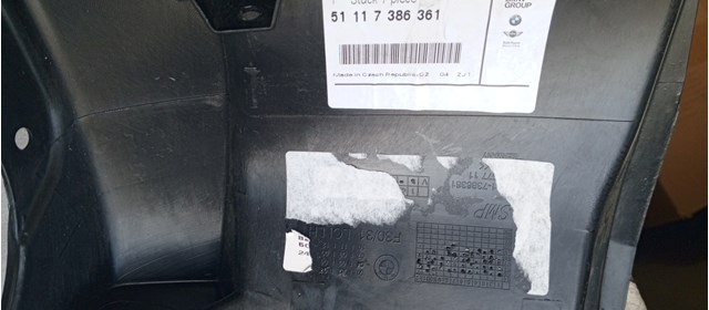Кронштейн кріплення протитуманною фари, лівою 51117386361 BMW