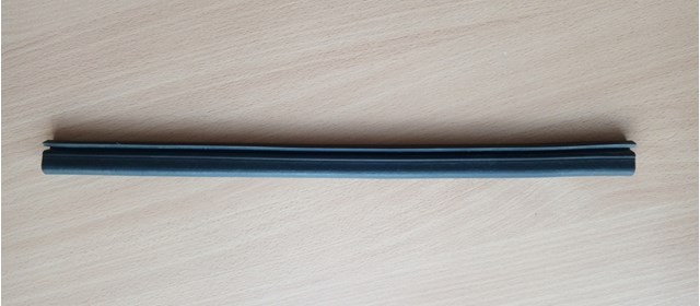 Ущільнювач капота 51767294511 BMW