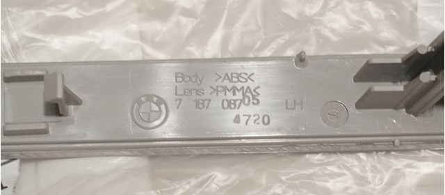 Габарит передній, верхній (катафот), лівий 63147187087 BMW