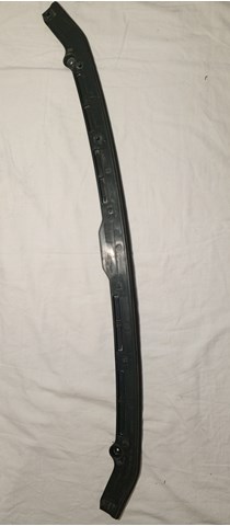Ущільнювач під капот 80A823124 VAG