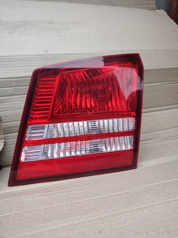Ліхтар задній правий, внутрішній 04806368AB CHRYSLER