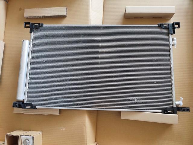Конденсатор кондиціонера 884A033010 TOYOTA