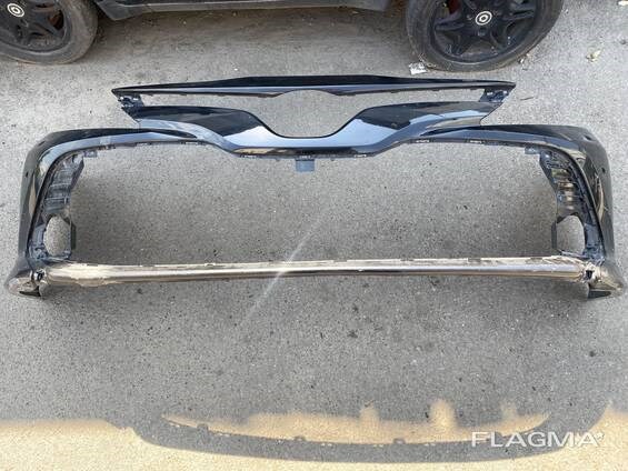 Бампер на авто 5211933A50LE TOYOTA