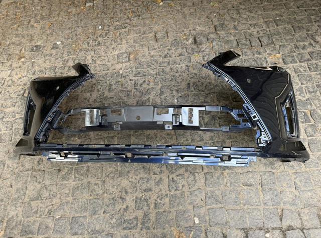 Бампер передній в зборі 5211948590 TOYOTA