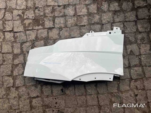Ліве переднє крило 5801513992 IVECO