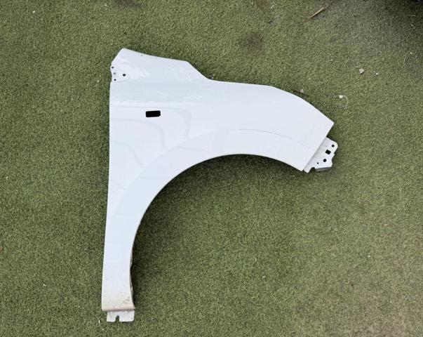 Переднє праве крило 631006826R RENAULT