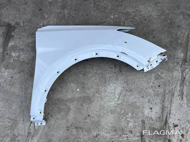 Переднє праве крило 663202W000 HYUNDAI