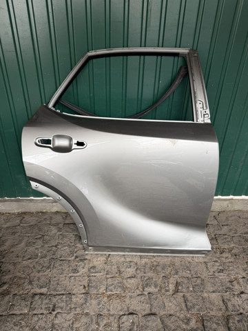 Двері задні в зборі 6700348290 TOYOTA