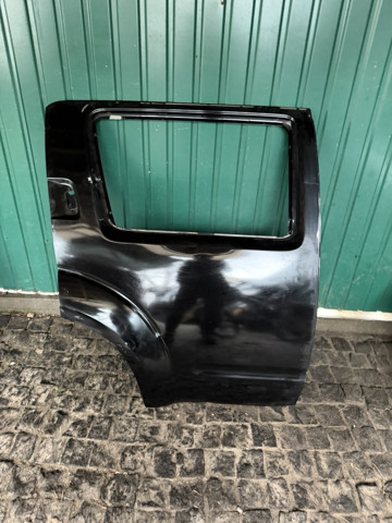 Двері задні, праві Nissan Pathfinder