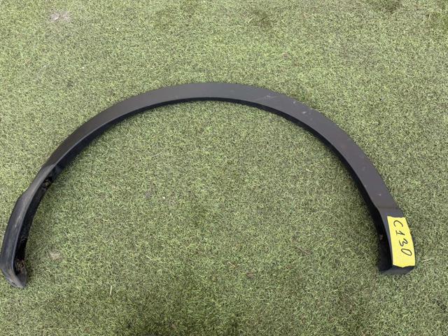 Молдинг арки колеса заднього, правий 938284EA0A NISSAN