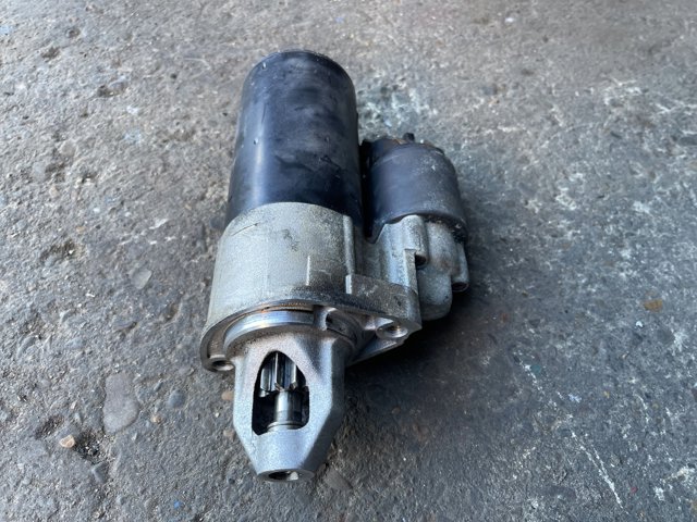 Стартер автомобільний 0001115005 BOSCH