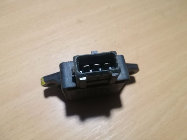 Датчик положення дросельної заслінки 0280122001 BOSCH