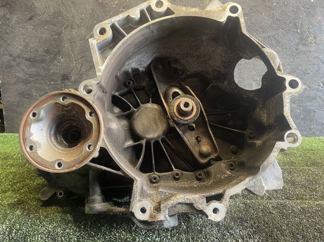 Корпус КПП 02T301103K VAG