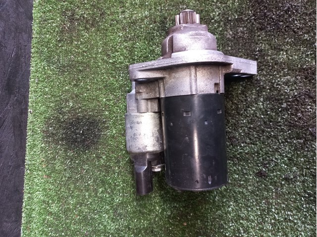 Стартер 02Z911023E VAG