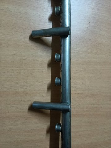 Рампа форсунок системи упорскування палива 037133317AB VAG
