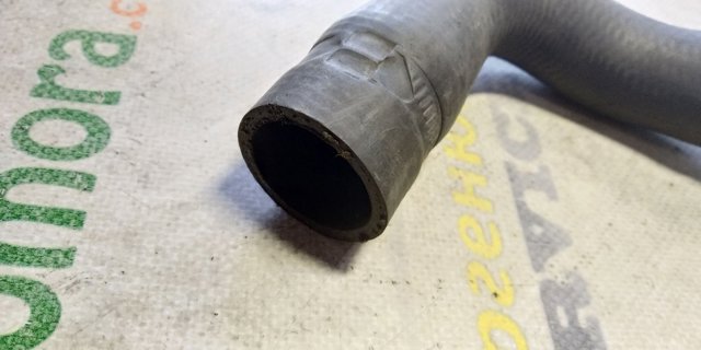 Трубка відводу картерних газів 038103493AC VAG