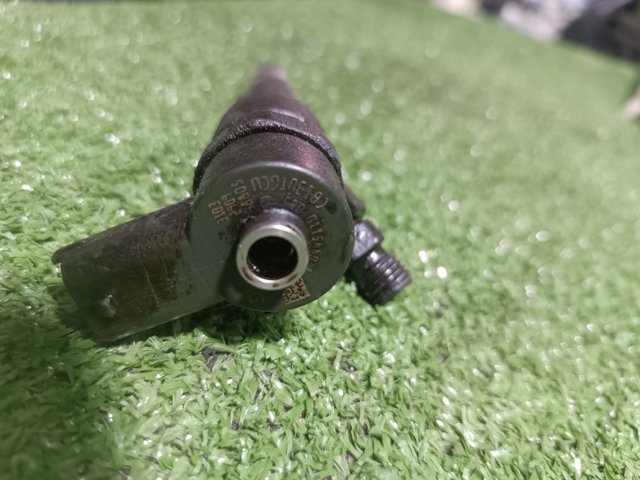 Форсунка паливна 0445110062 BOSCH