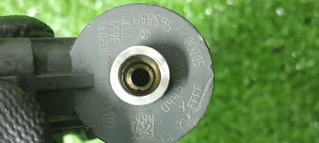 Форсунка вприску палива 0445110252 BOSCH