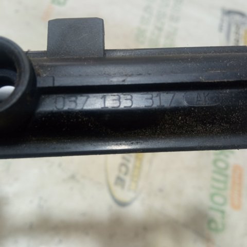 Паливна рампа 06A133317R VAG