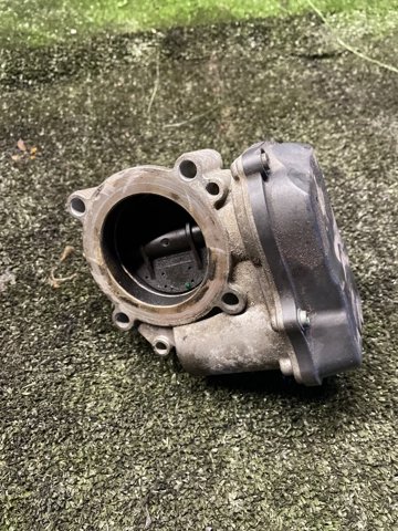 Заслінка повітряна 06F133062G VAG