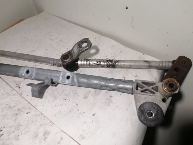 Мотор трапеції склоочисника 09185806 OPEL