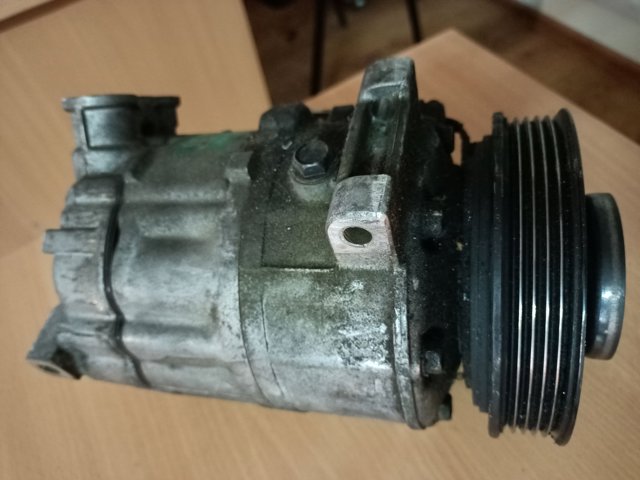 Компресор кліматичної установки 09225560 OPEL