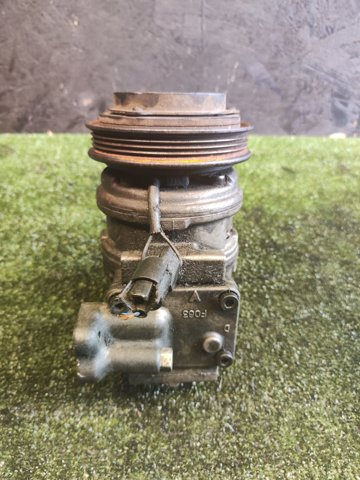 Компресор кондиціонера 0K56E61450A HYUNDAI