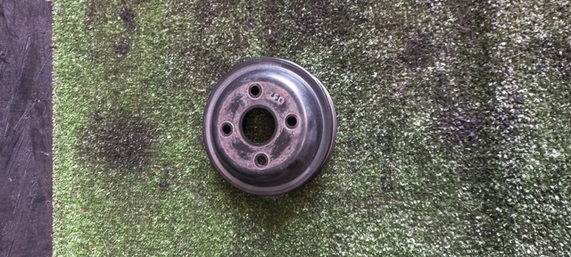 Шків водяної помпи 0K88R15131 HYUNDAI