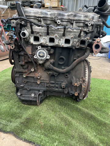 Двигун у зборі 10102EQ4A0 NISSAN