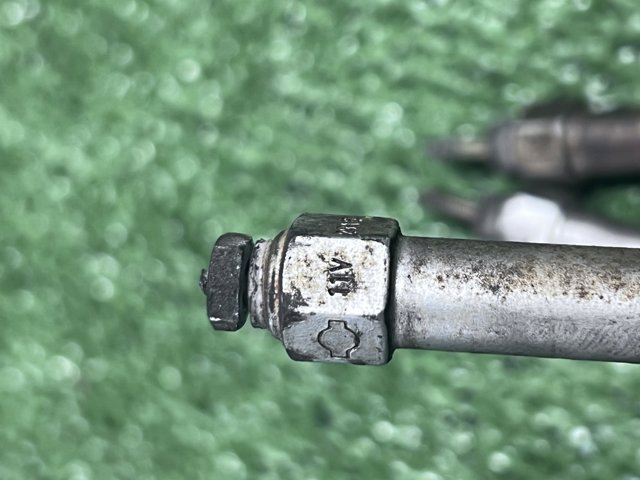 Свічки розжарювання 11065AD201 NISSAN
