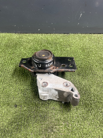 Права подушка двигуна 11210JG700 NISSAN