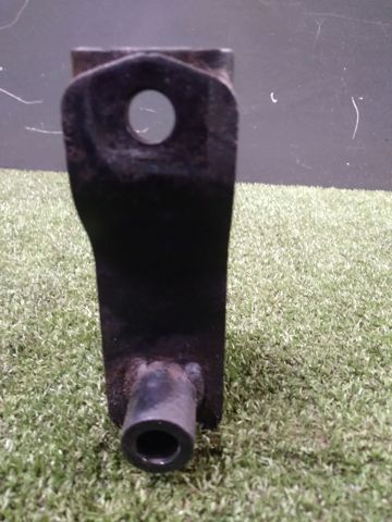 Кронштейн подушки (опори) двигуна, задньої 11332JD000 NISSAN