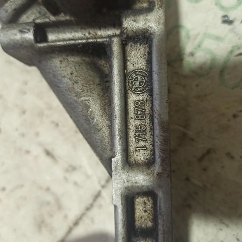 Корпус маслофільтра 11421715878 BMW