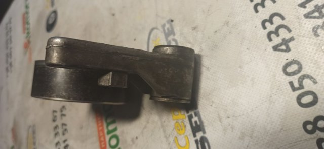 Натягувач приводного ременя 117502W200 NISSAN