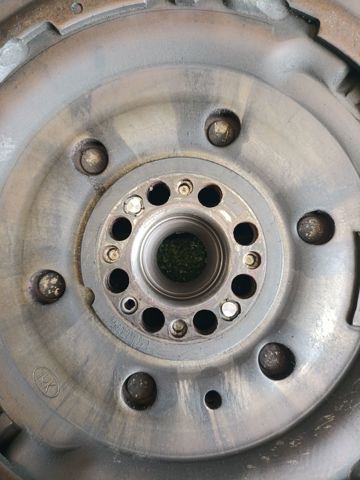 Маховик зчеплення 12310AW400 NISSAN