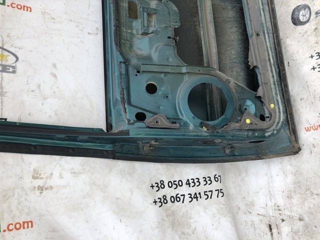 Двері задні, праві 1379863 FORD
